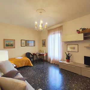 Lovely Balcony San Gimignano