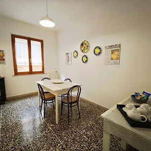 Lovely Balcony San Gimignano